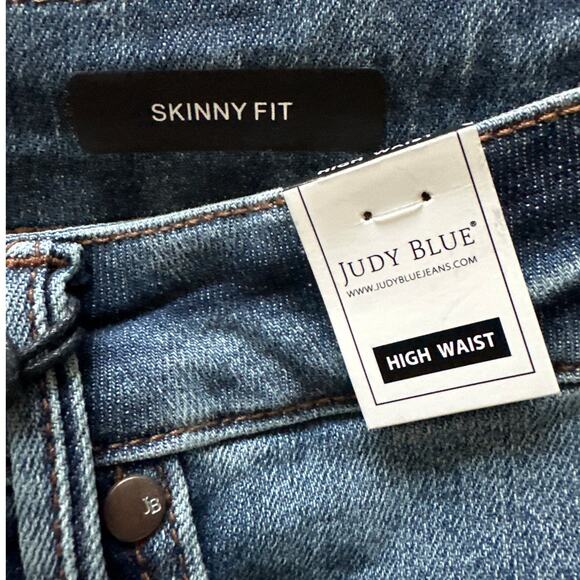 NWT Judy Blue High Waist Skinny Fit Raw Hem Jeans 16W Medium Blue - Picture 5 of 6